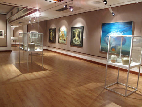 Part of PELMAMA PERMANENT ART COLLECTION on view at OLIEWENHUIS Art Museum, Bloemfontein, on view in December 2009 (img H Froehlich)